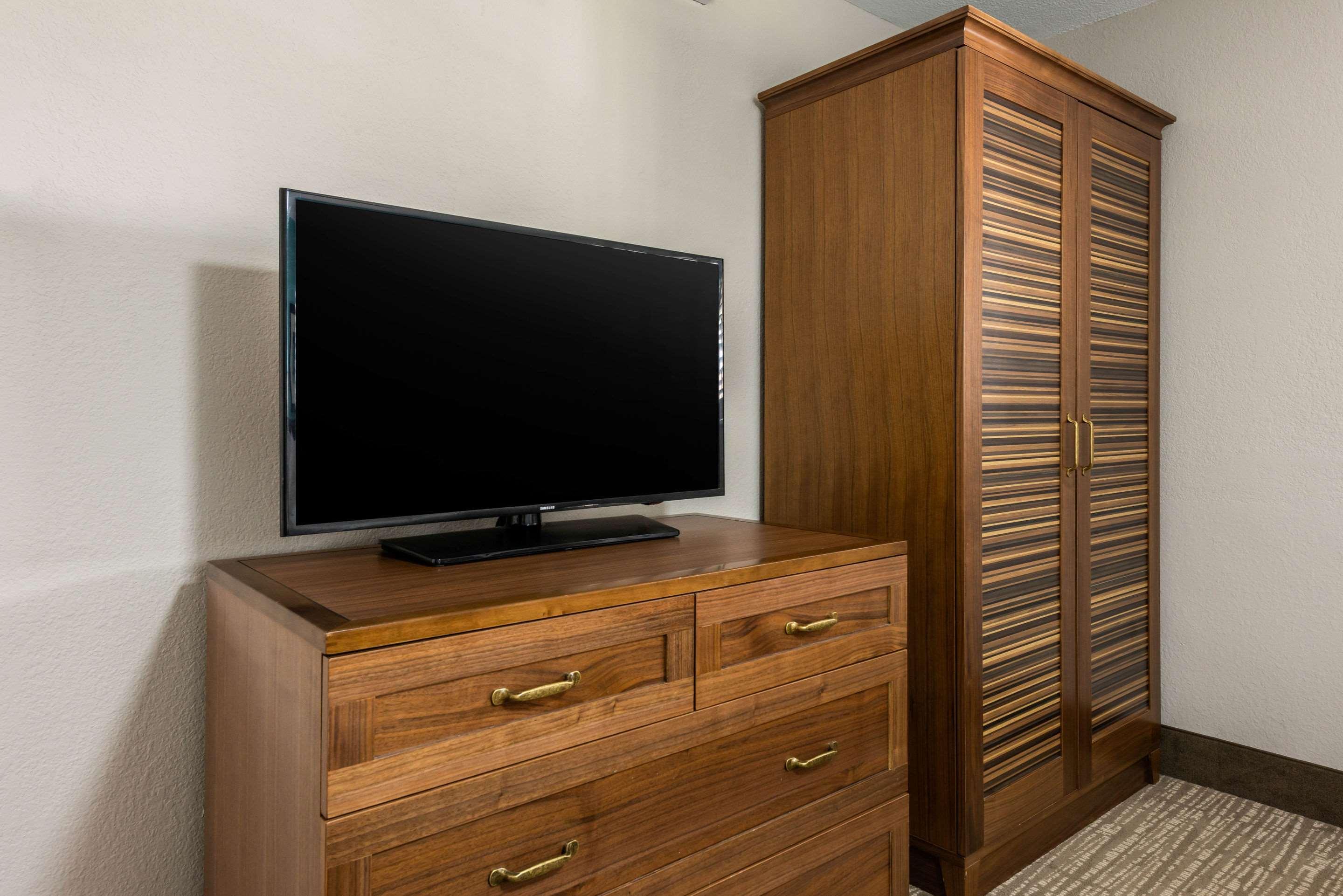 Seafarer Inn & Suites, Ascend Hotel Collection Остров Джекилл Экстерьер фото