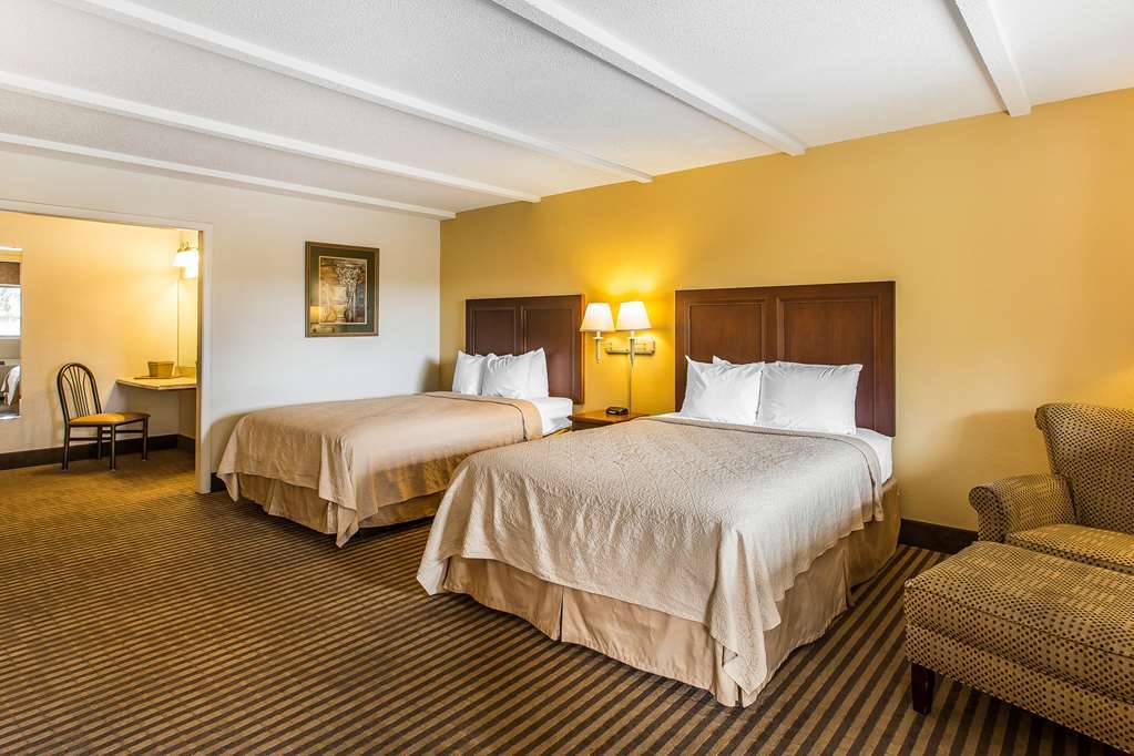 Seafarer Inn & Suites, Ascend Hotel Collection Остров Джекилл Номер фото